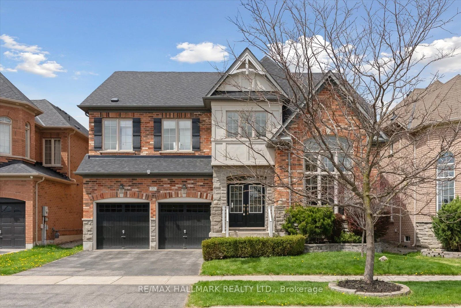 37 Maplebank Crescent, Whitchurch-Stouffville, ON L4A 0R8