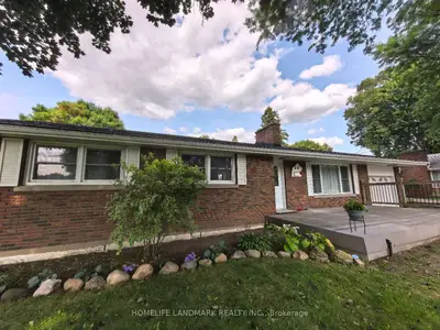Detached in East Gwillimbury