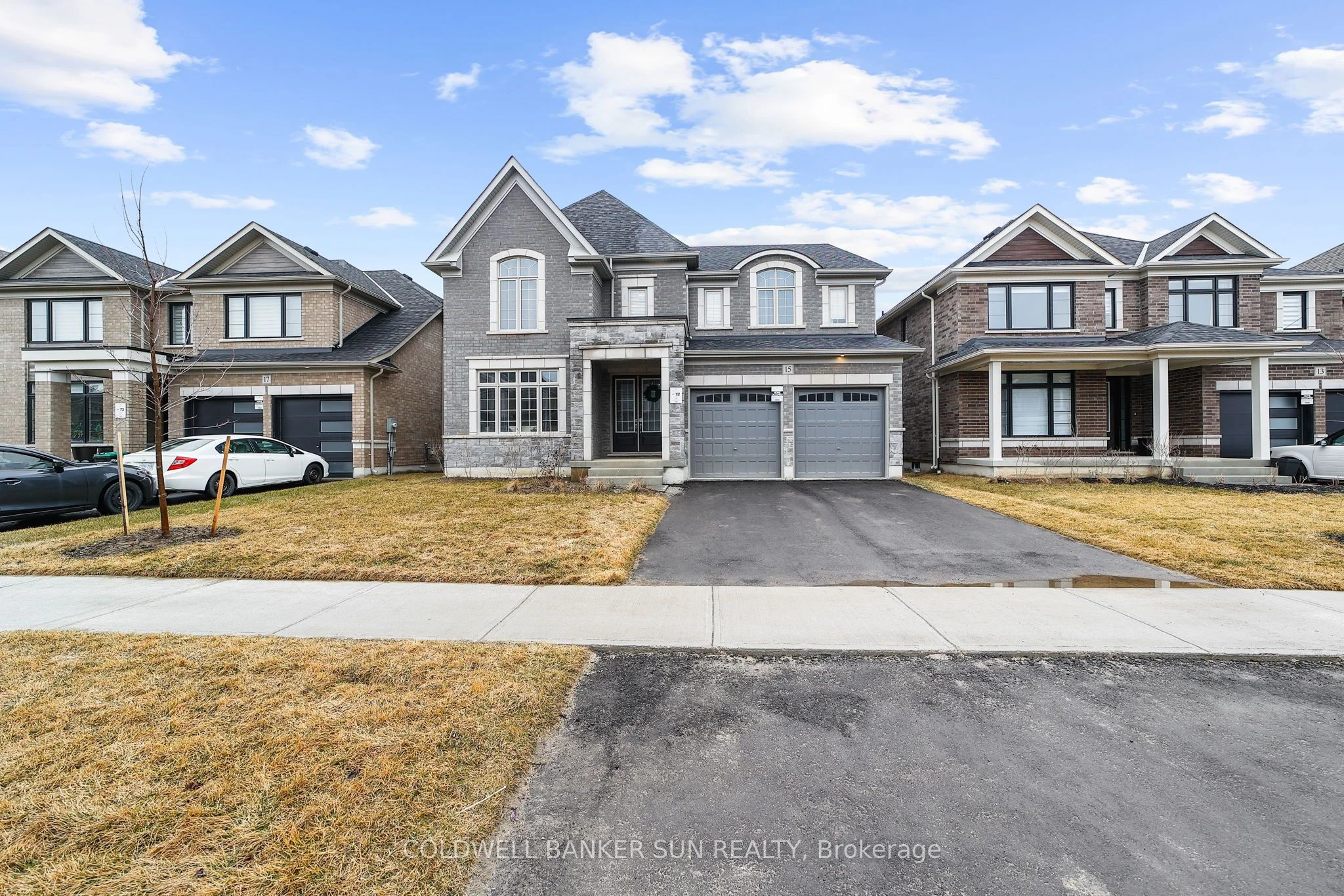 15 Hummingbird Grove E, Adjala-tosorontio, On L9r 1v1