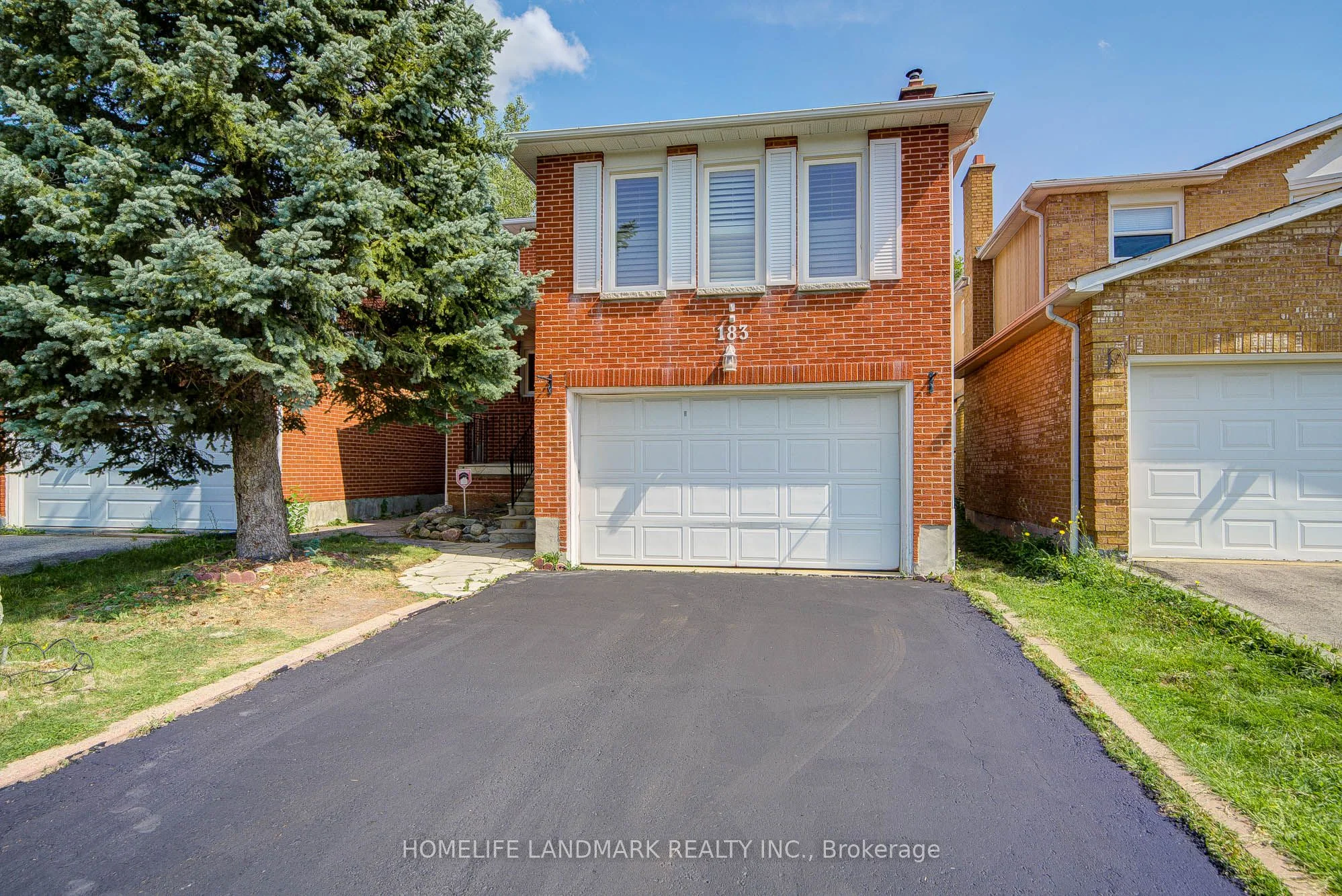 183 Kersey Crescent E, Richmond Hill, ON L4C 8X7
