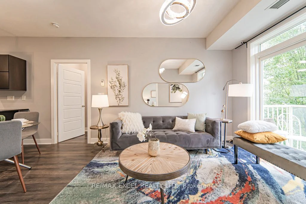 28 Prince Regent Street 244, Markham, ON L6C 0V5