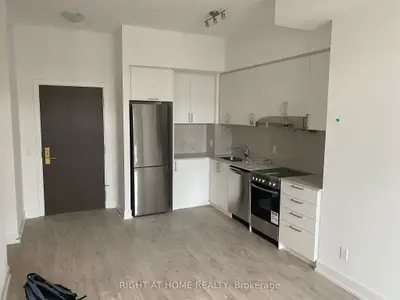 Condo Apartment in Markham