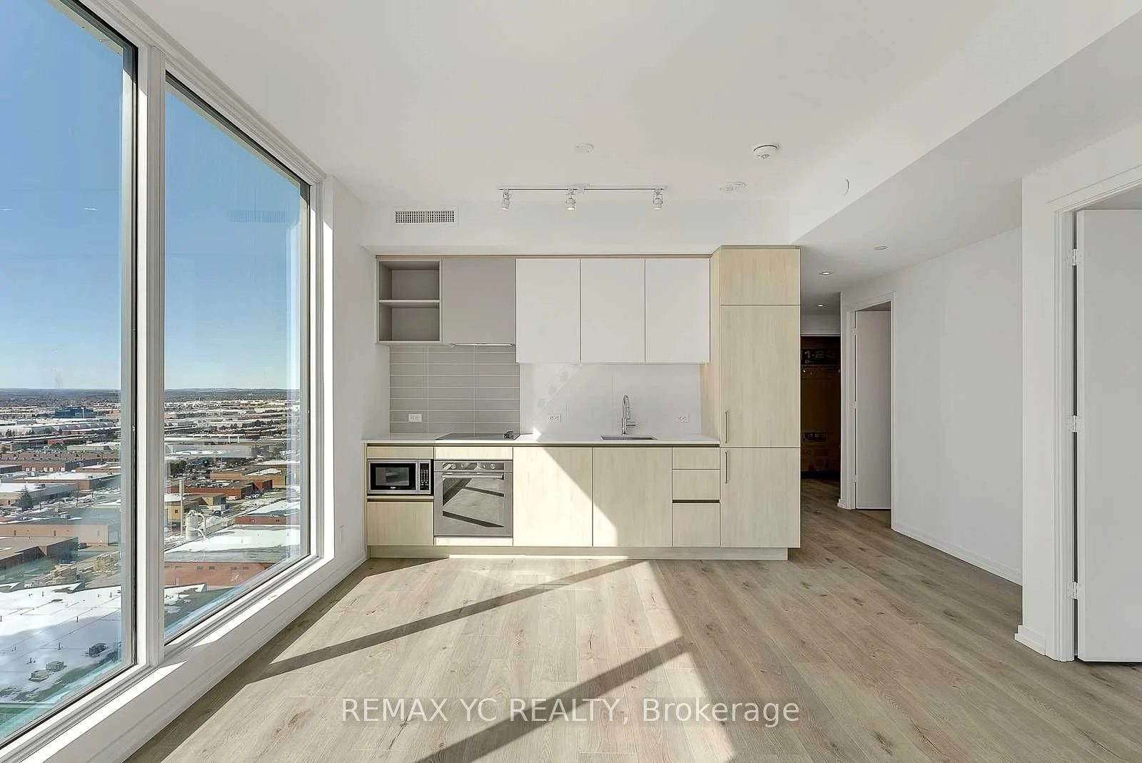 1000 Portage Parkway 2710, Vaughan, ON L4K 0L1