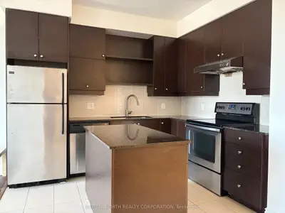 Condo Apartment in Markham