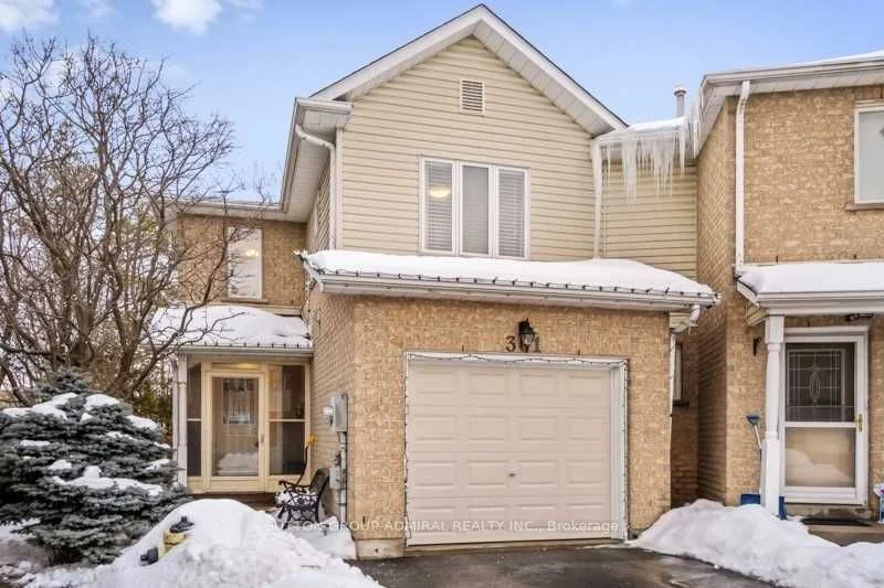 361 Riddell Court, Newmarket, ON L3Y 8M8