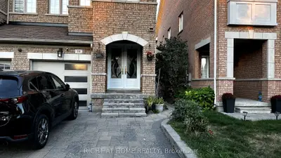 Semi-Detached in Vaughan