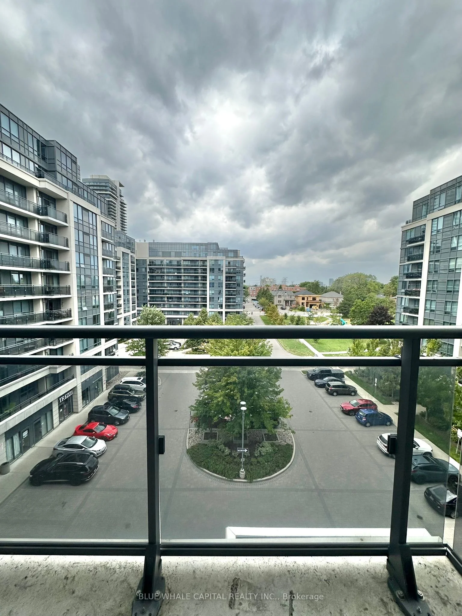 372 7 Highway E 722, Richmond Hill, ON L4B 0C6