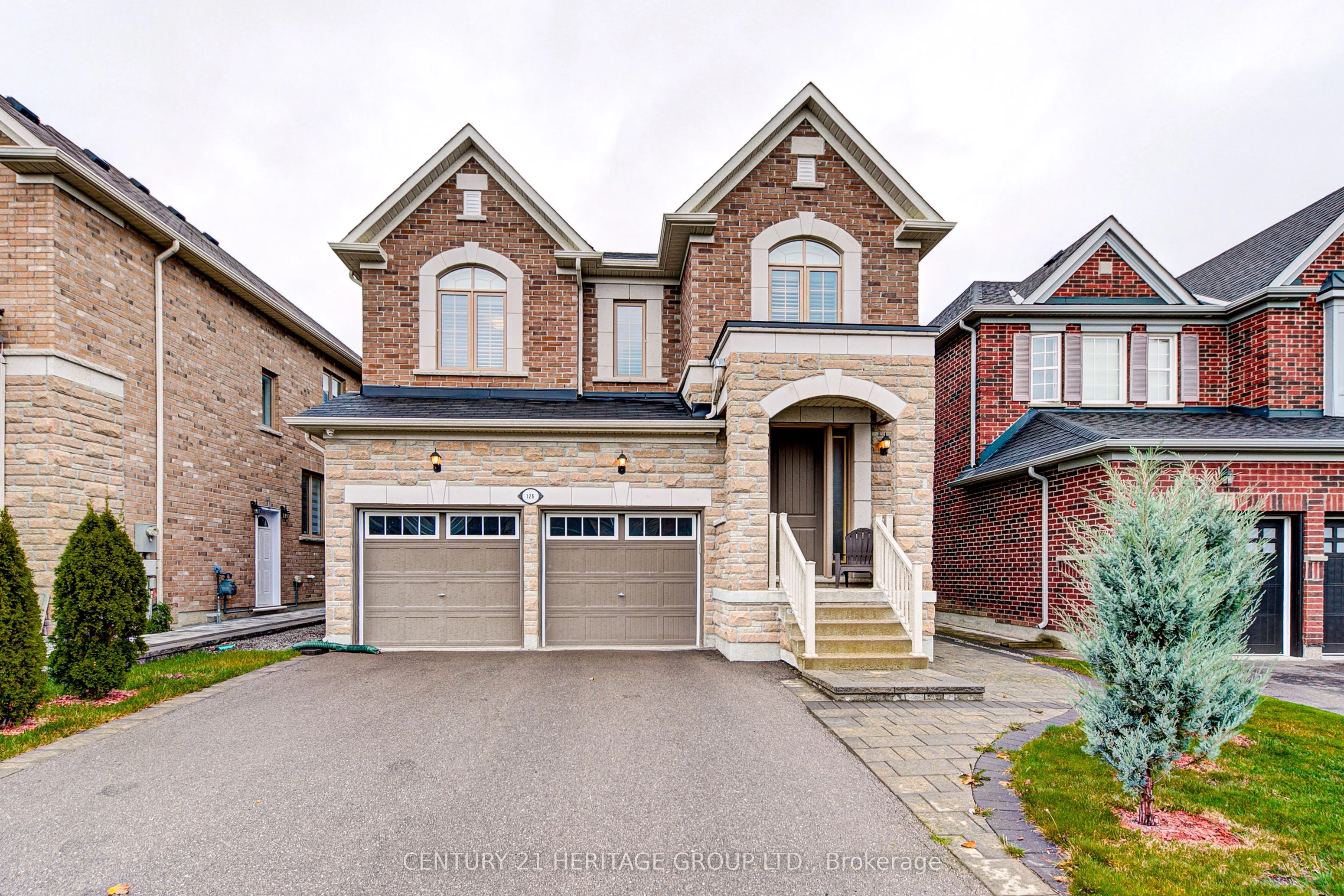 126 Mcdonnell Crescent, Bradford West Gwillimbury, ON L3Z 0S8