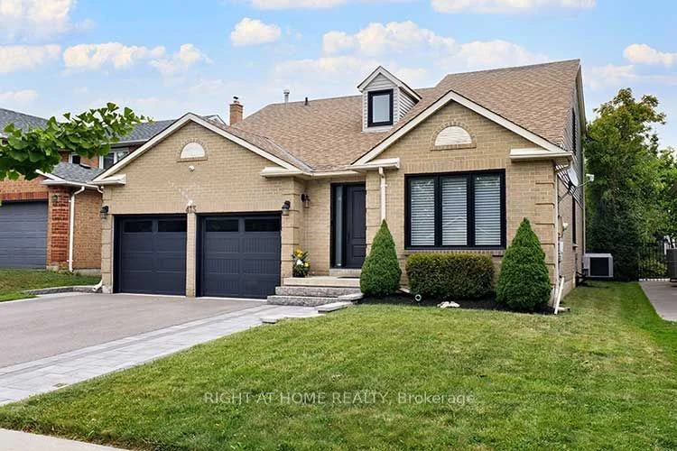 Detached in Newmarket