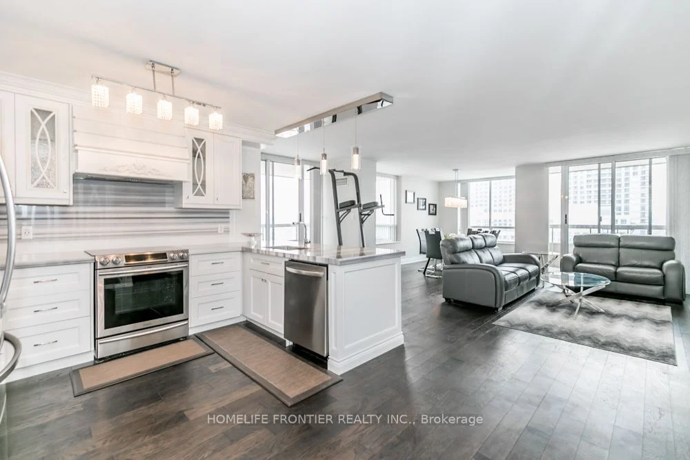 29 Northern Heights Drive LPH11, Richmond Hill, ON L4B 4L8