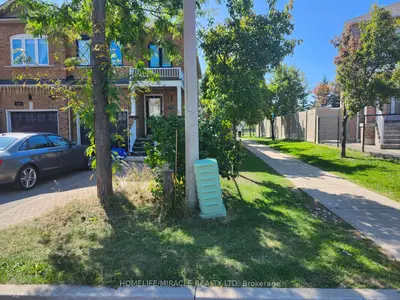 Semi-Detached in Vaughan