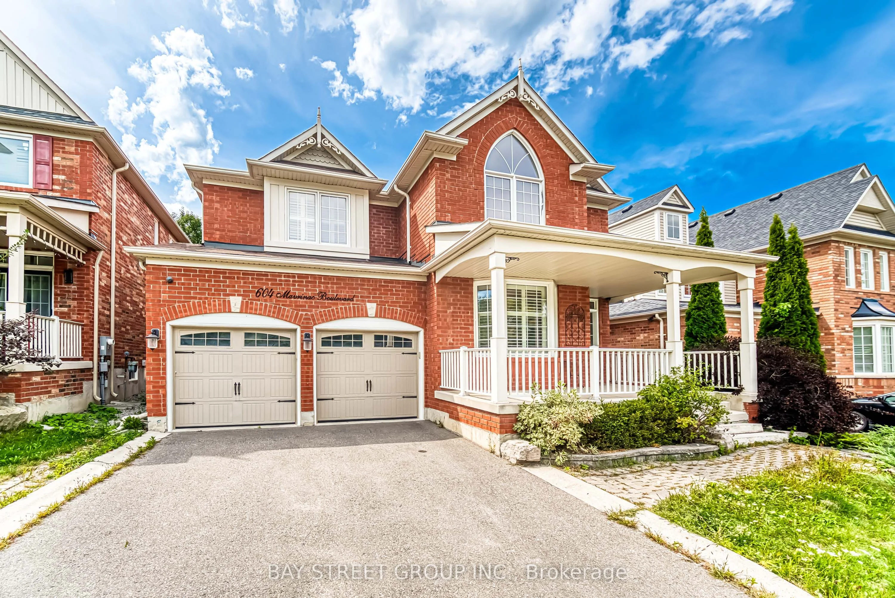 Detached in Aurora