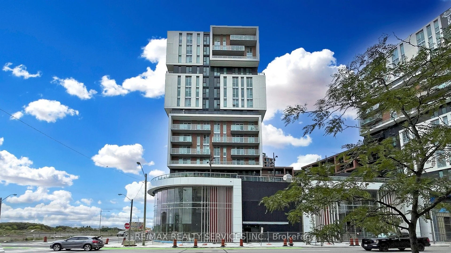 Condo Apartment in Markham