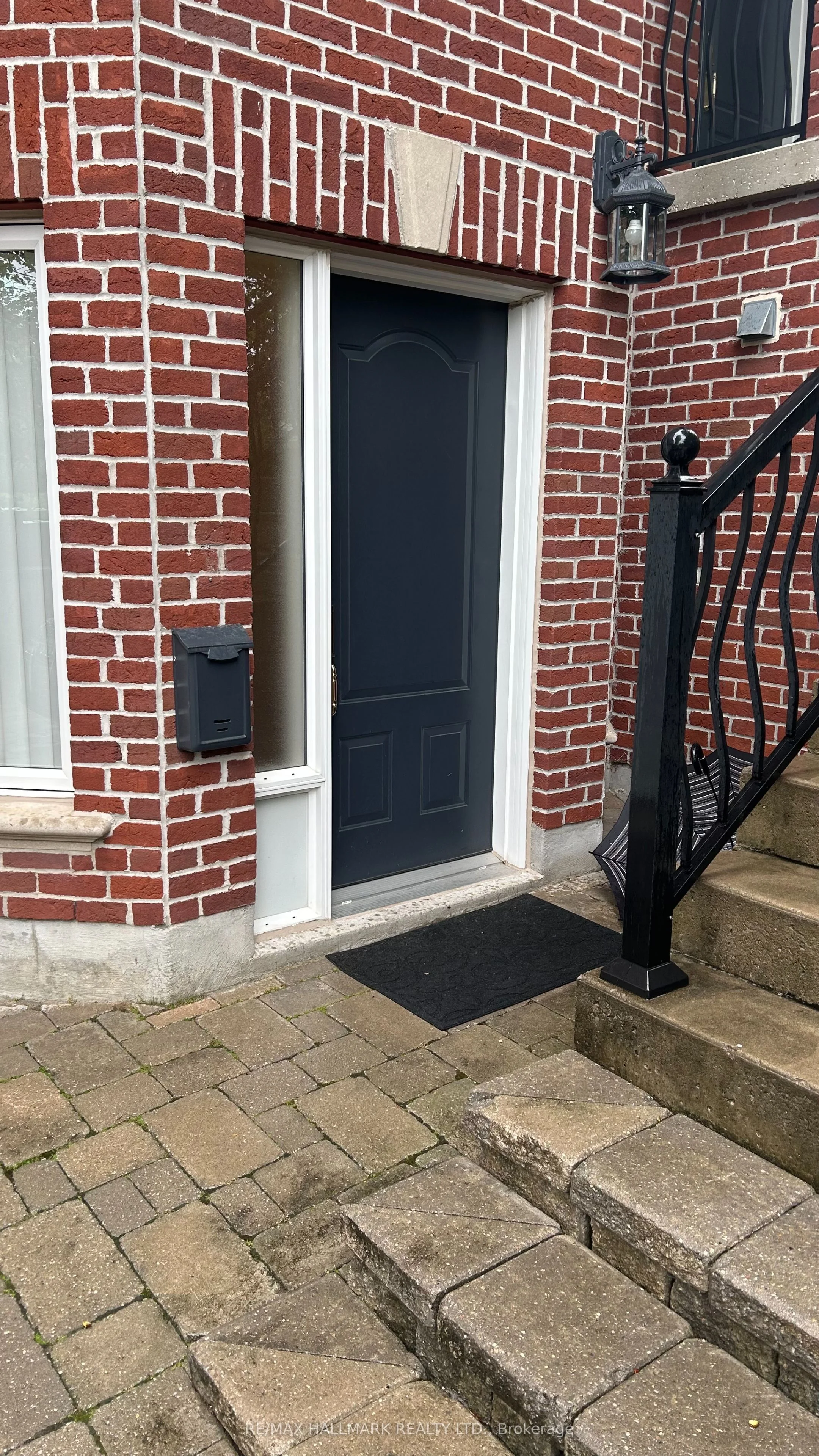 200 Oxford Street, Richmond Hill, ON L4C 4L7