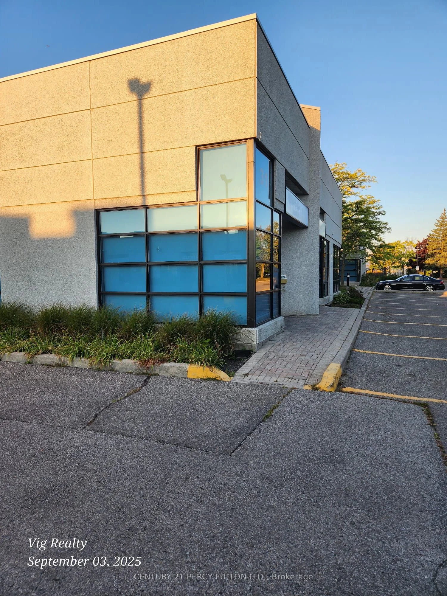 145 Royal Crest Court 31, Markham, ON L3R 9Z4