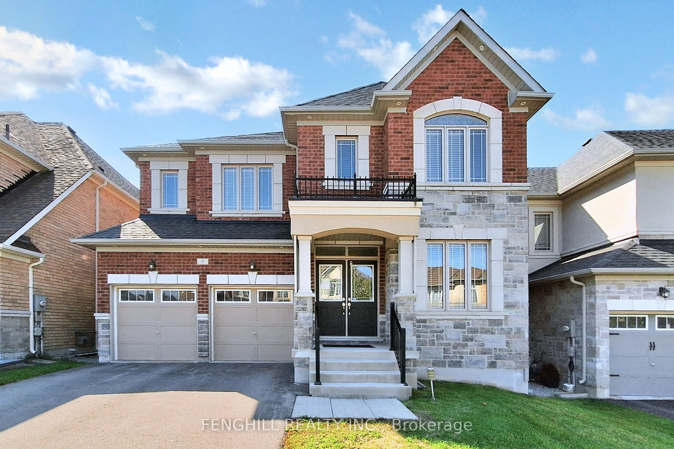 5 Blazing Star Street, East Gwillimbury, ON L9N 0S2
