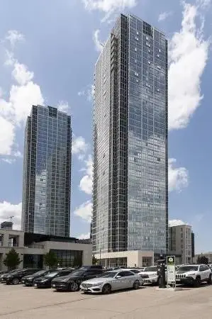Condo Apartment in Vaughan