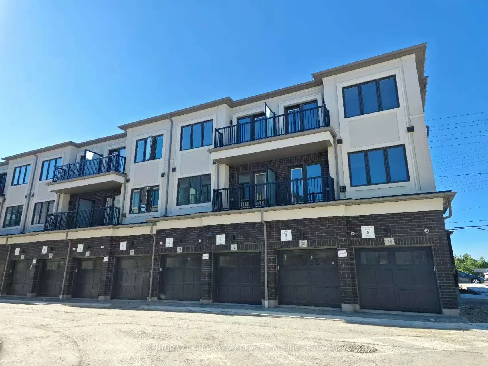 34 Matawin Lane, Richmond Hill, ON L4B 3X9