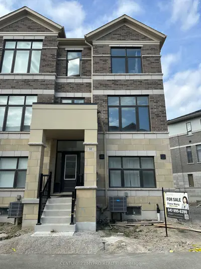 Att/Row/Townhouse in Richmond Hill