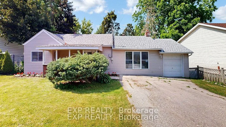 272 Mcmillian Drive, Georgina, ON L4P 3C5