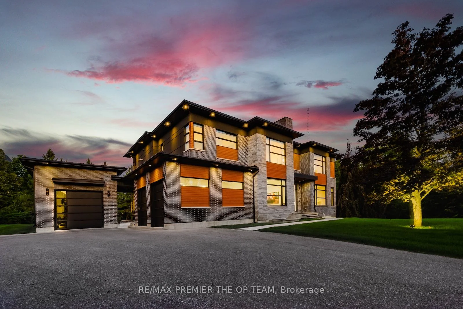 91 Rachelle Court, Vaughan, ON L4L 1A6