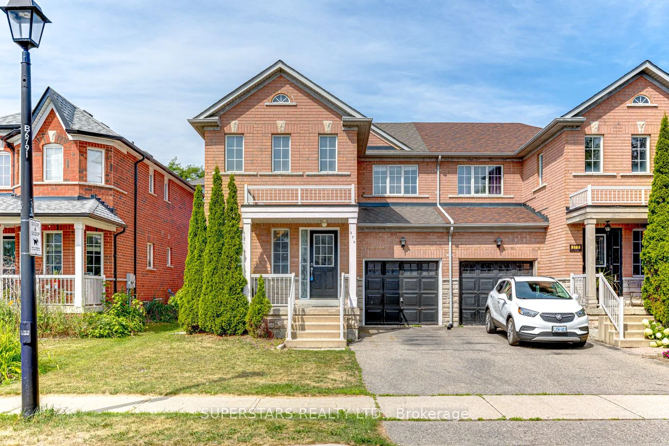 370 Flagstone Way, Newmarket, ON L3X 2R3