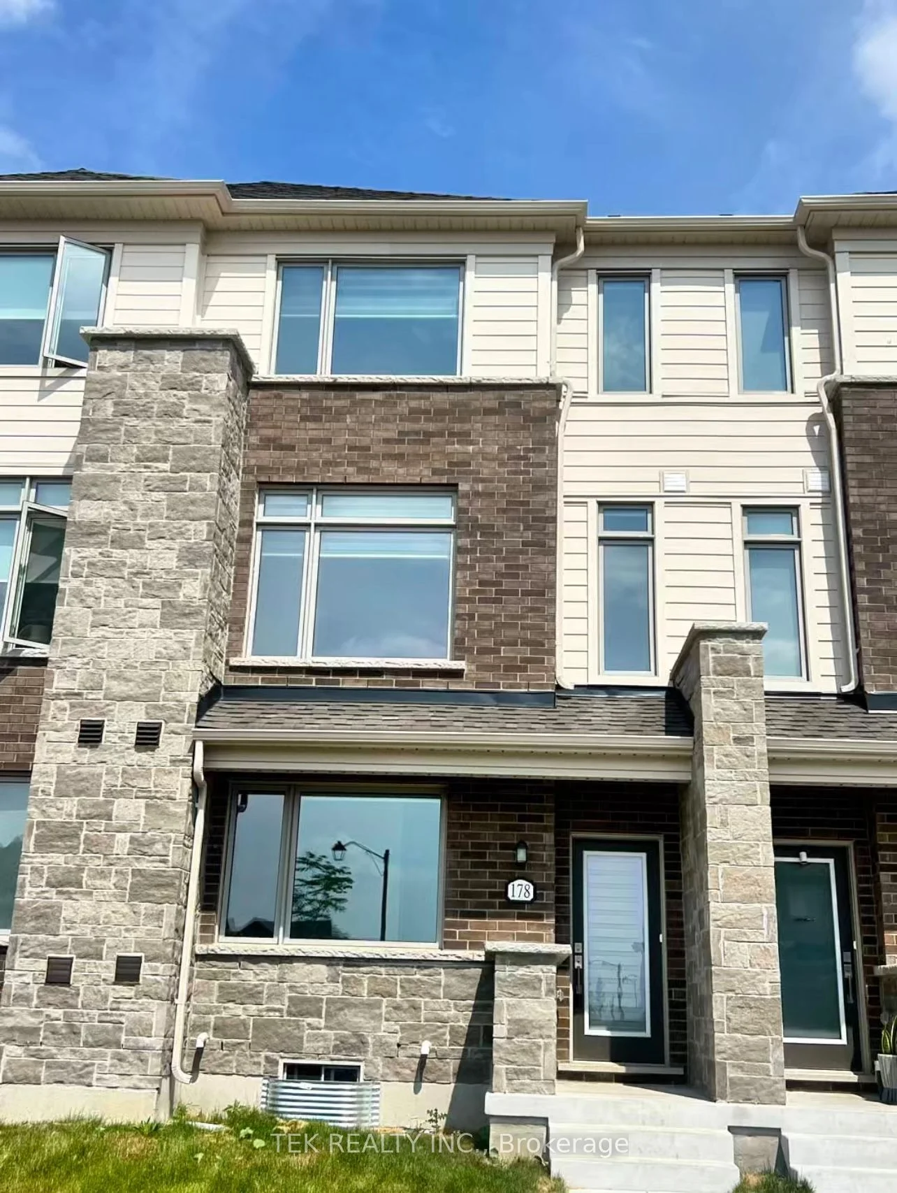 178 Lageer Drive, Whitchurch-stouffville, On L4a 0m5