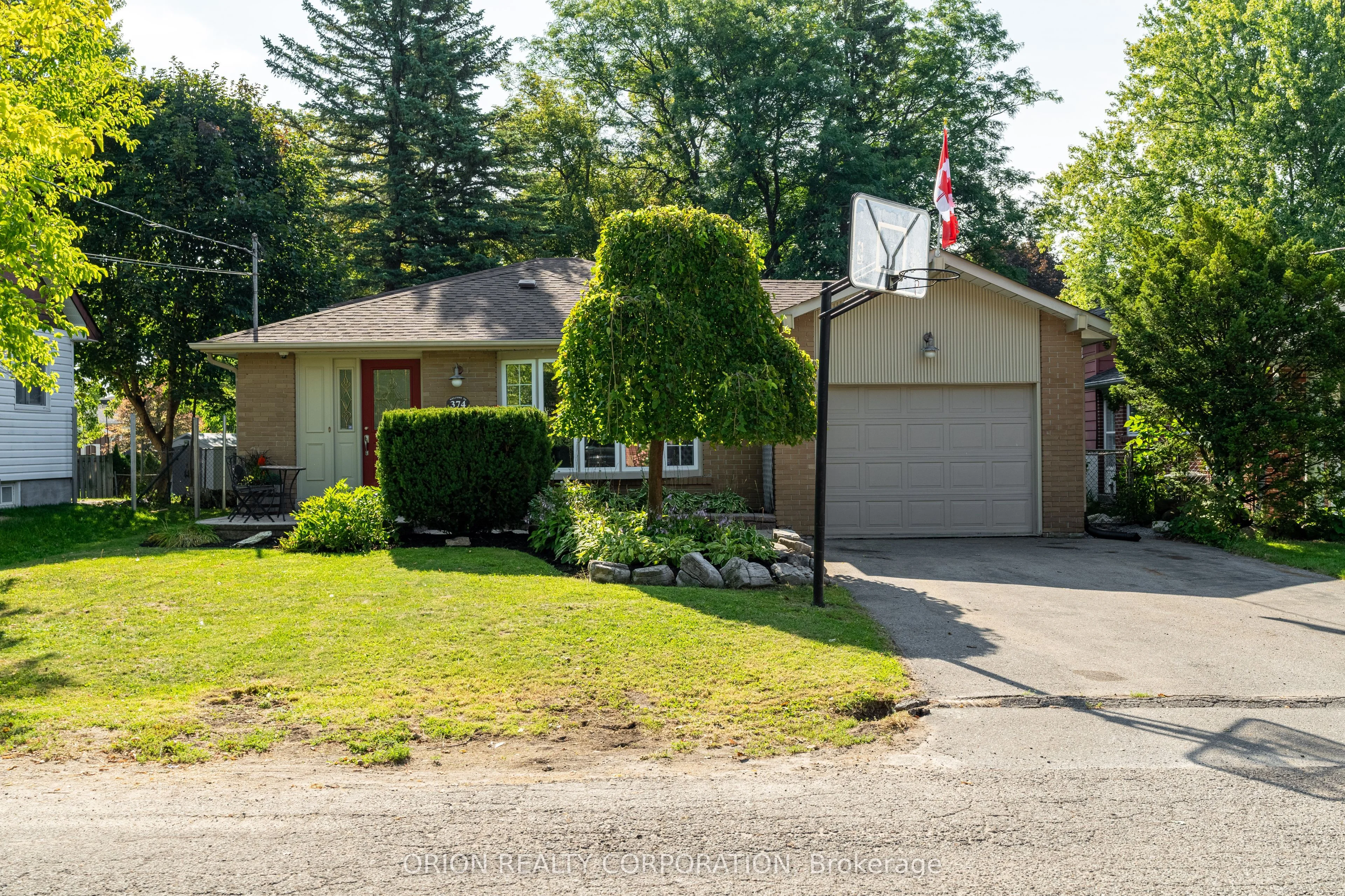 374 Boyer Street, Whitchurch-Stouffville, ON L4A 7V8
