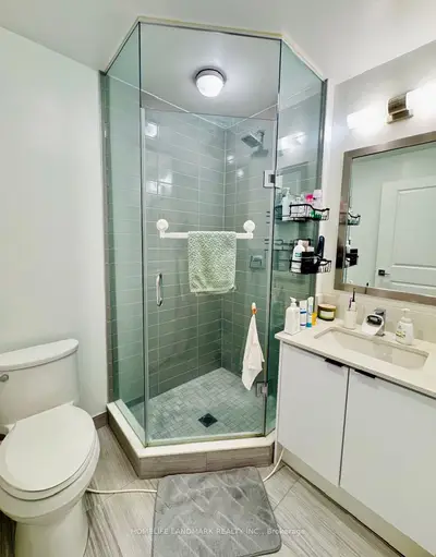 Condo Apartment in Whitchurch-Stouffville