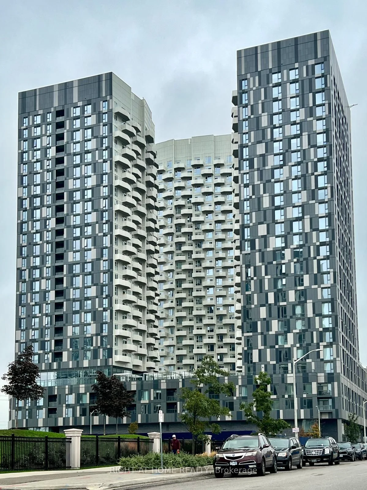 10 Abeja Street 2708, Vaughan, ON L4K 0R9