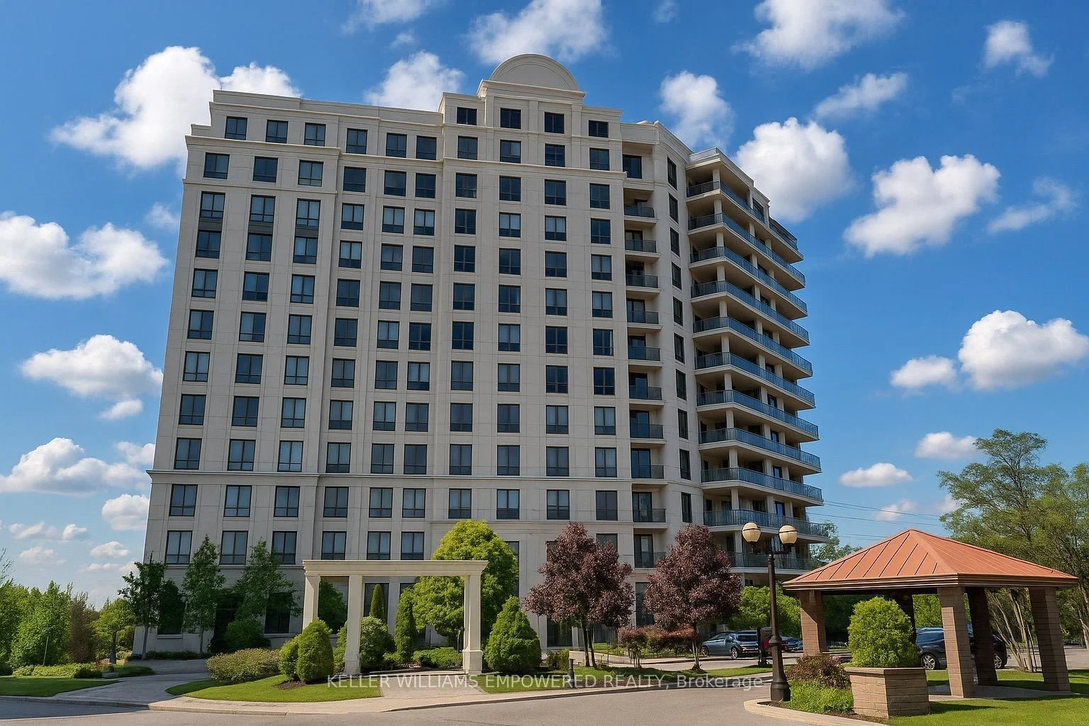 Condo Apartment in Vaughan