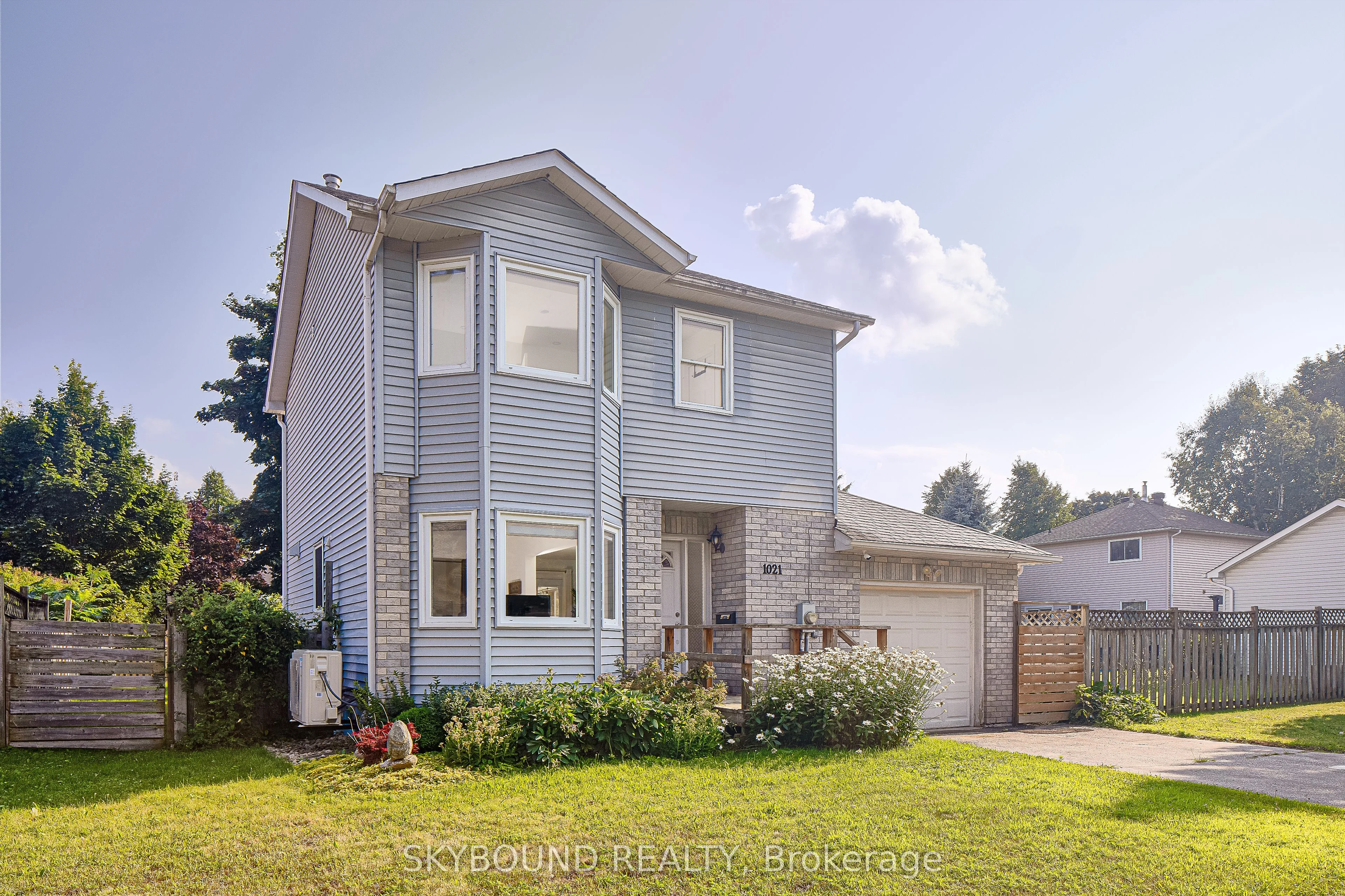 1021 Anna Maria Avenue, Innisfil, ON L0L 2M0