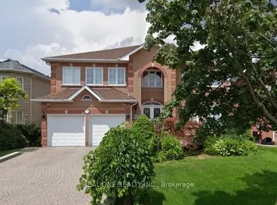 Detached in Richmond Hill