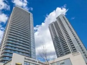 Condo Apartment in Vaughan