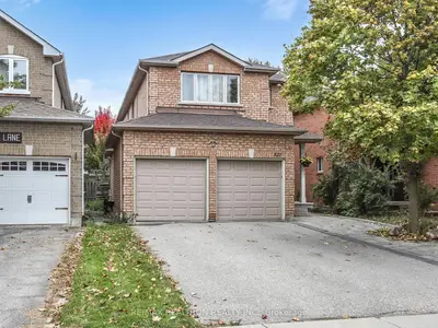 Detached in Newmarket