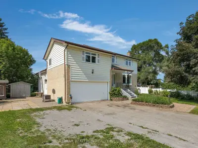 Detached in East Gwillimbury