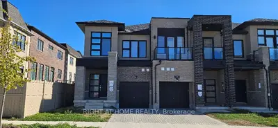 Att/Row/Townhouse in Markham