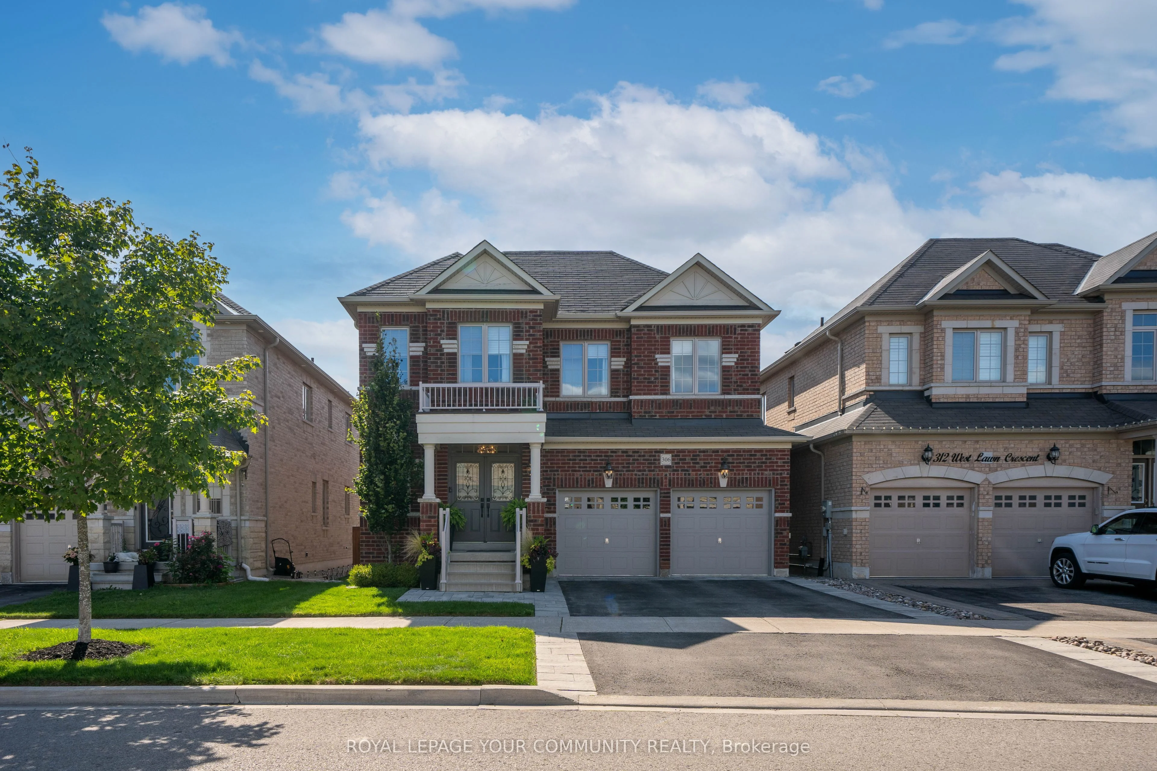 306 West Lawn Crescent, Whitchurch-Stouffville, ON L4A 0B3