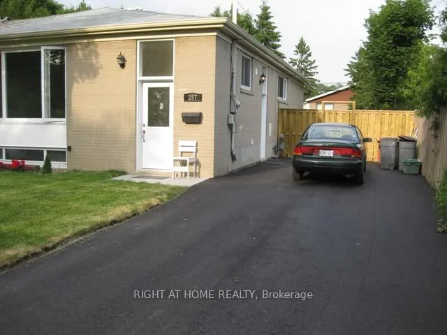 287 Browndale Crescent BSMT, Richmond Hill, ON L4C 3H9