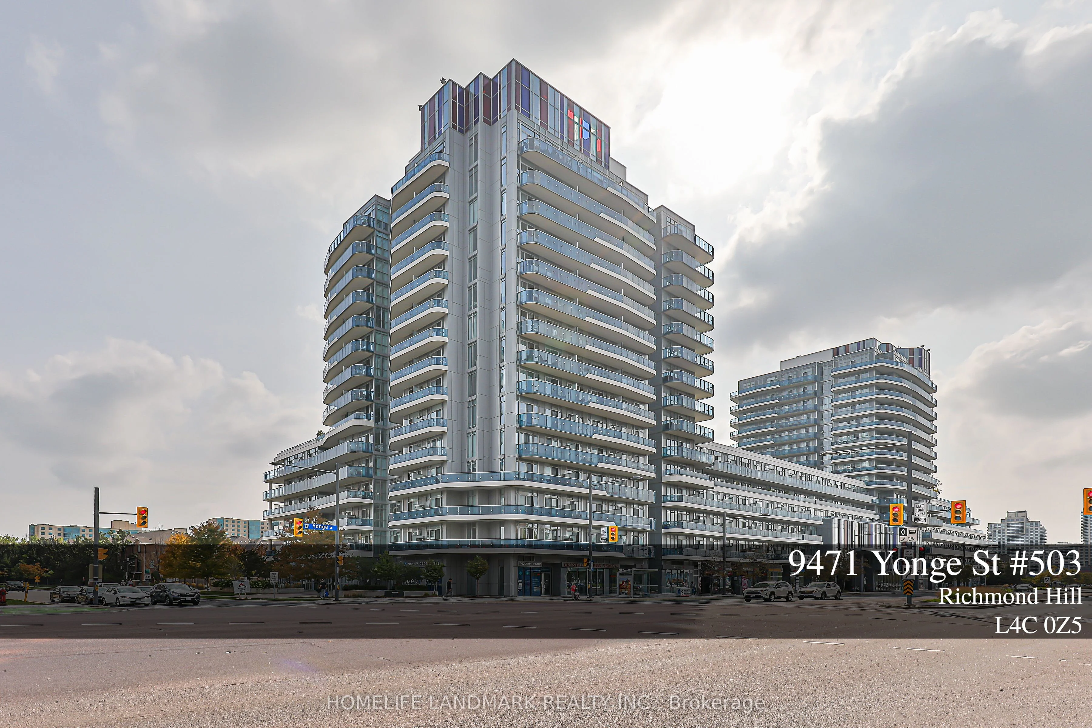 9471 Yonge Street 503, Richmond Hill, ON L4C 0Z5