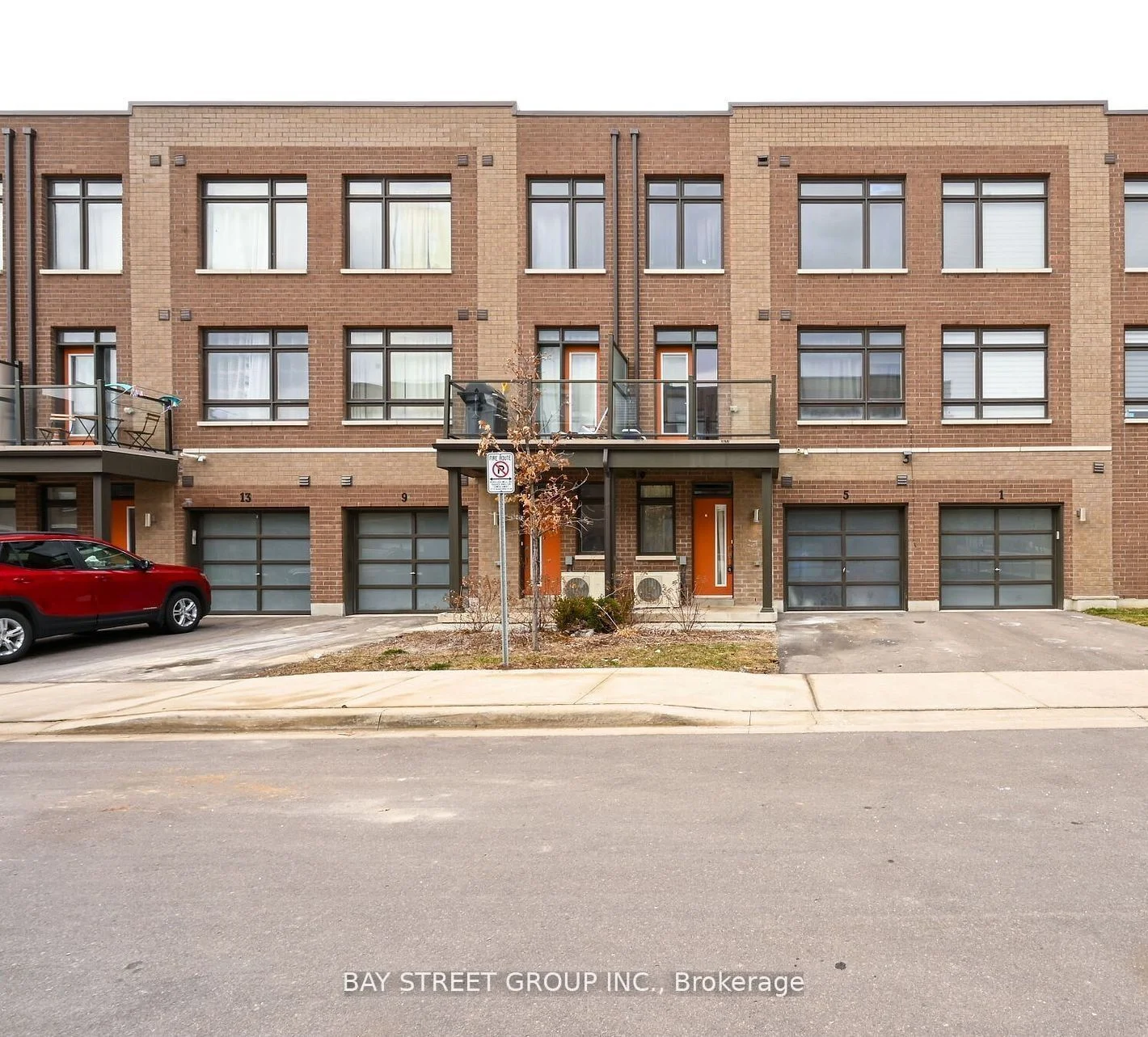9 Seymour Street, Vaughan, ON L4L 0L7