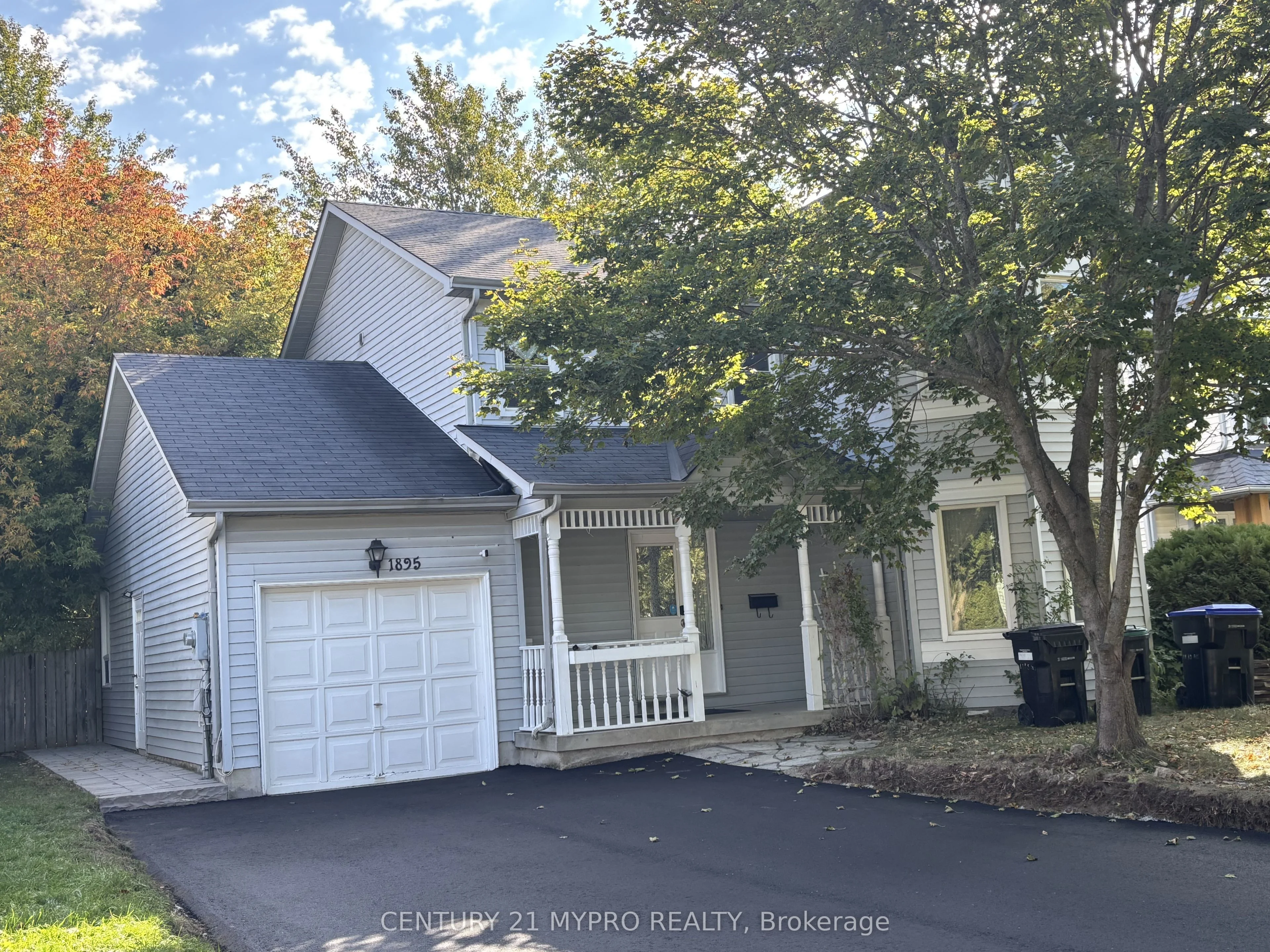1895 APPLEWOOD Avenue, Innisfil, ON L9S 1W2