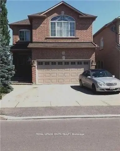 Detached in Vaughan