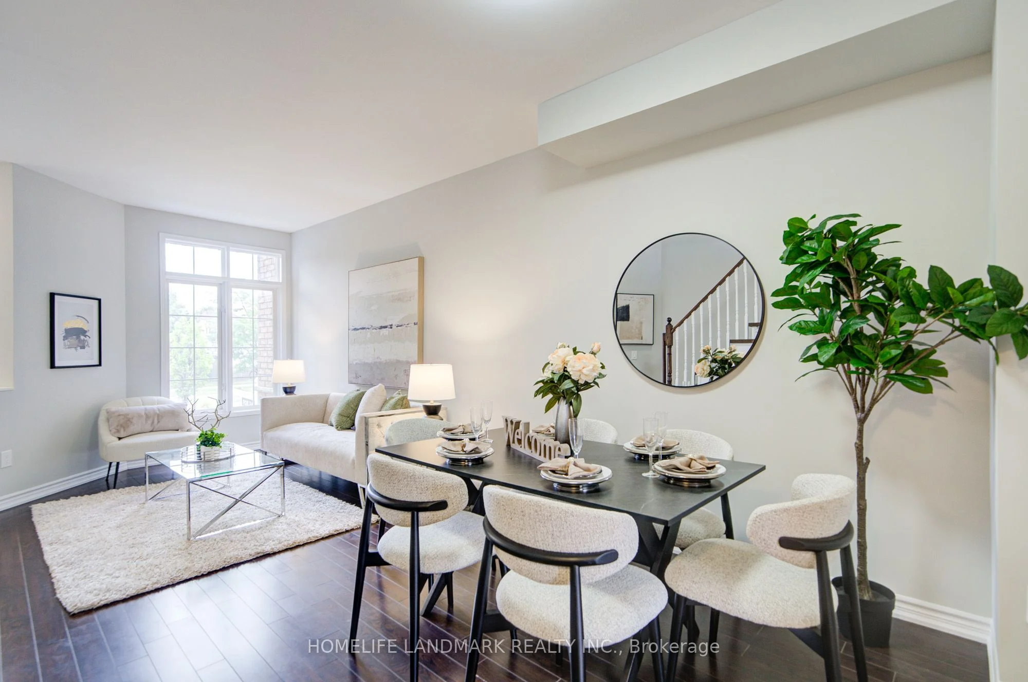 Att/Row/Townhouse in Markham