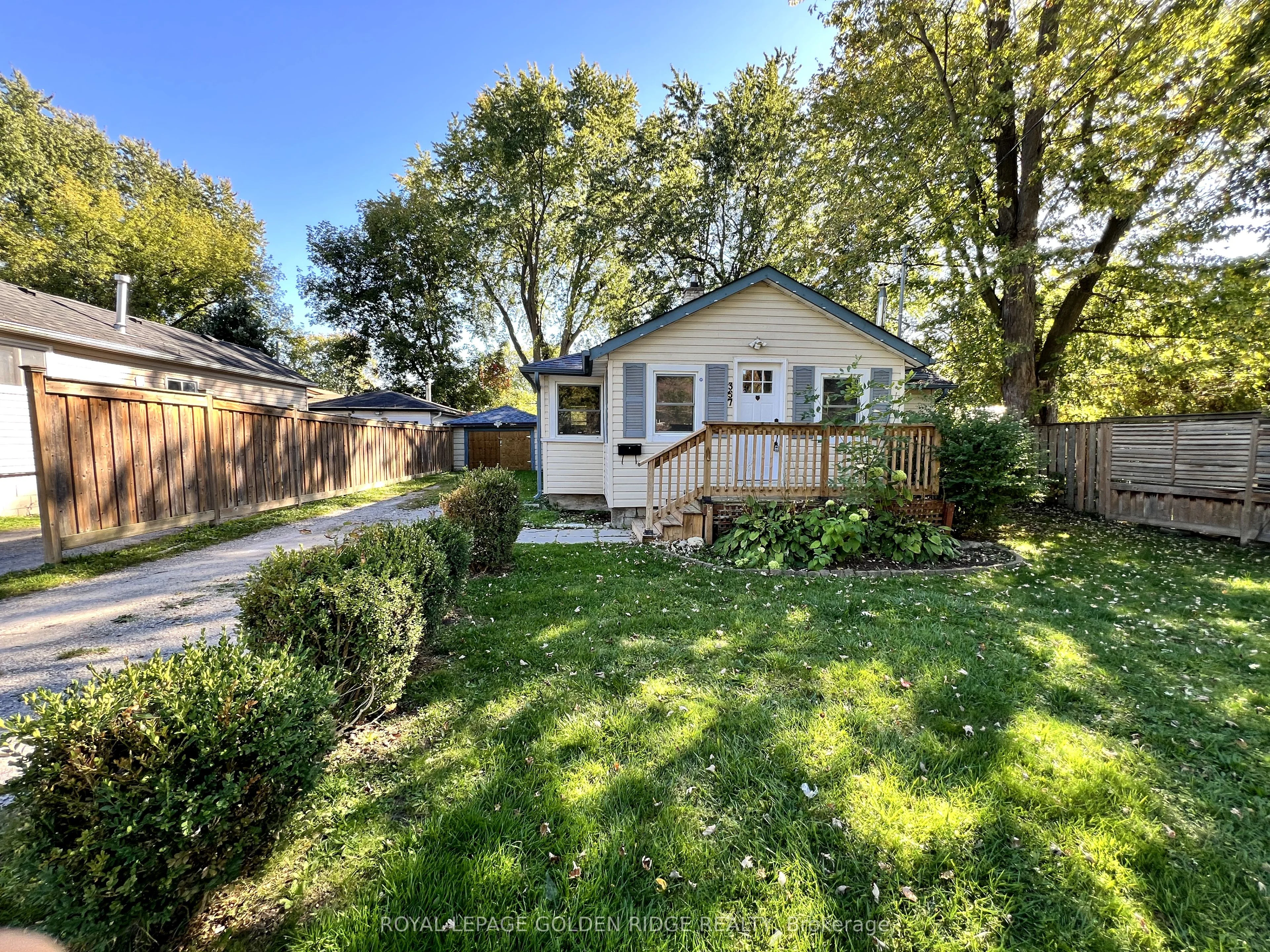 367 Hollywood Drive, Georgina, ON L4P 3A2