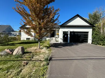 Detached in Georgina
