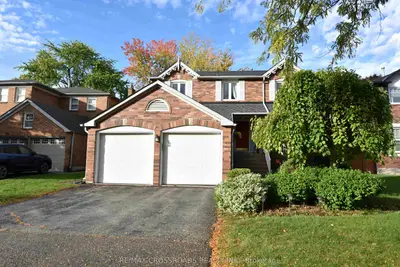 Detached in Markham
