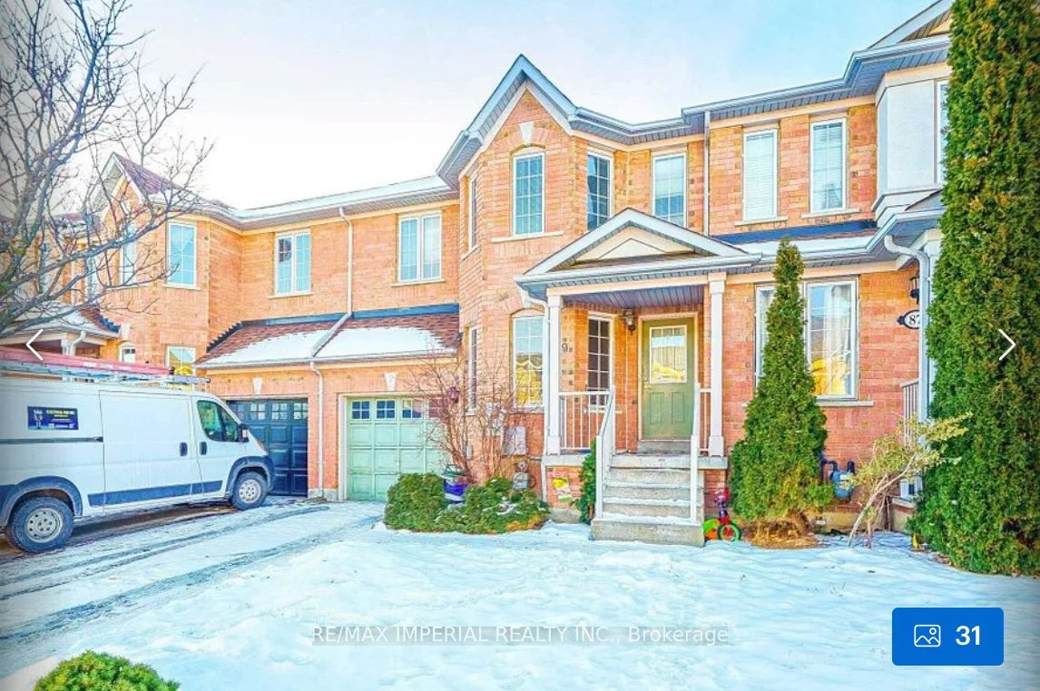 89 Grasslands Avenue, Richmond Hill, ON L4B 4K5