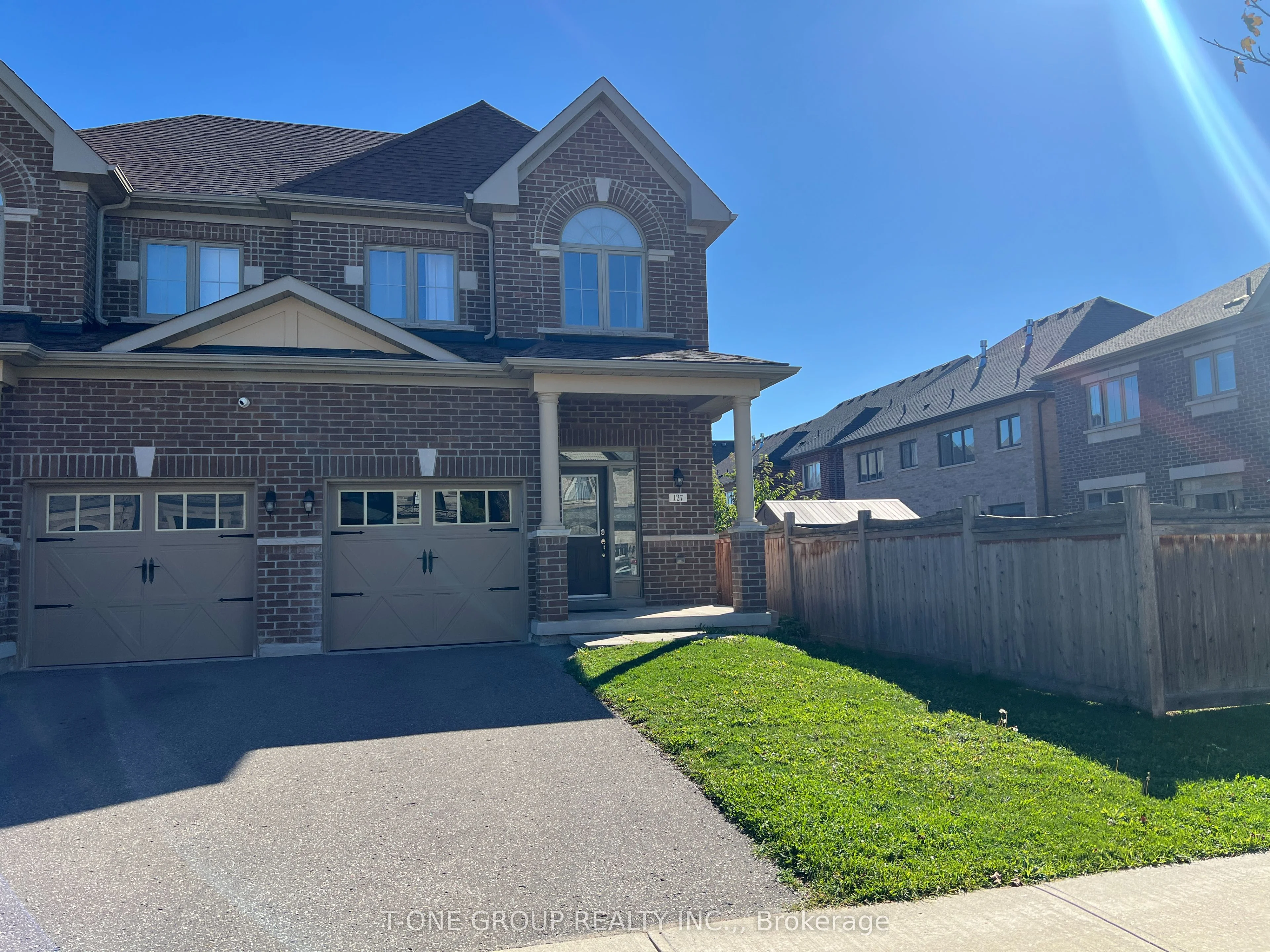127 Countryman Road, East Gwillimbury, ON L9N 0N8