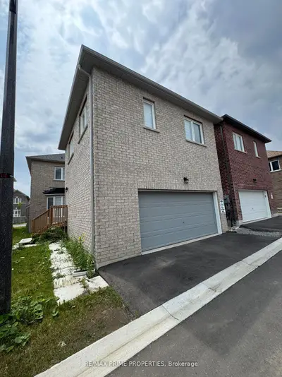 Duplex in Markham